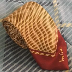 Pierre Cardin gold geometric pattern 100%silk tie